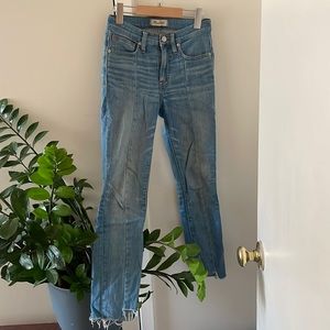 Madewell High Rise Skinny 9” rise light wash denim straight Jean raw edge